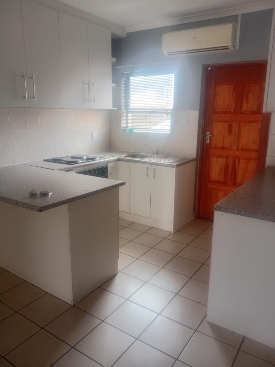 2 Bedroom Property for Sale in Stellendale Western Cape